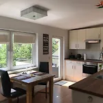Stadtdschungel Fewo Mit Balkon